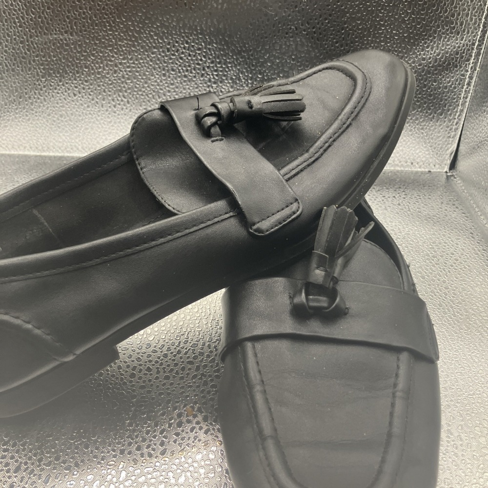 Steve Madden Minka women twin tassel, slip on leather loafer, black, size 7 M - Picture 5 of 9